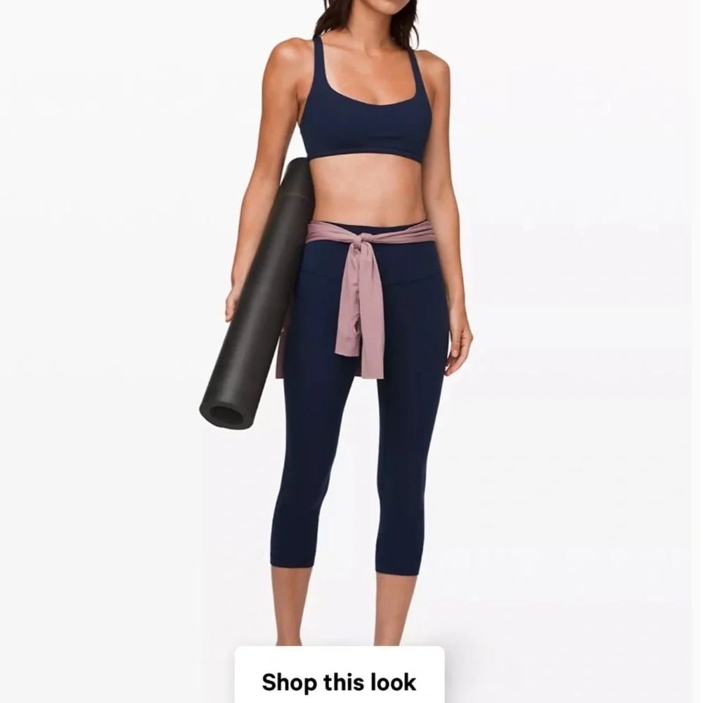 NWT lululemon Align HR crop 21”
